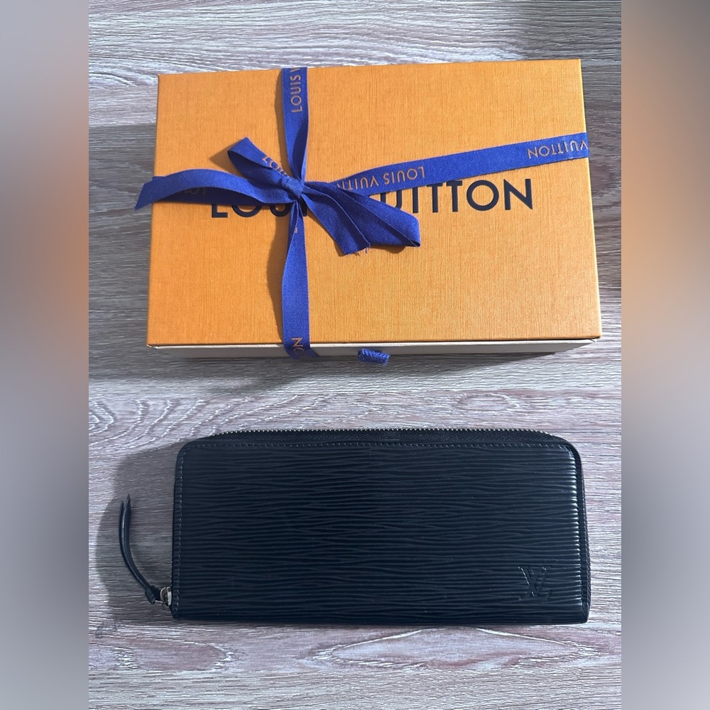 Louis Vuitton Epi Wallet